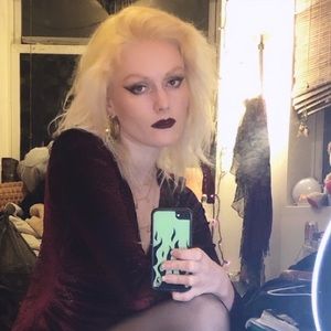 Meet your Posher, Ferrin